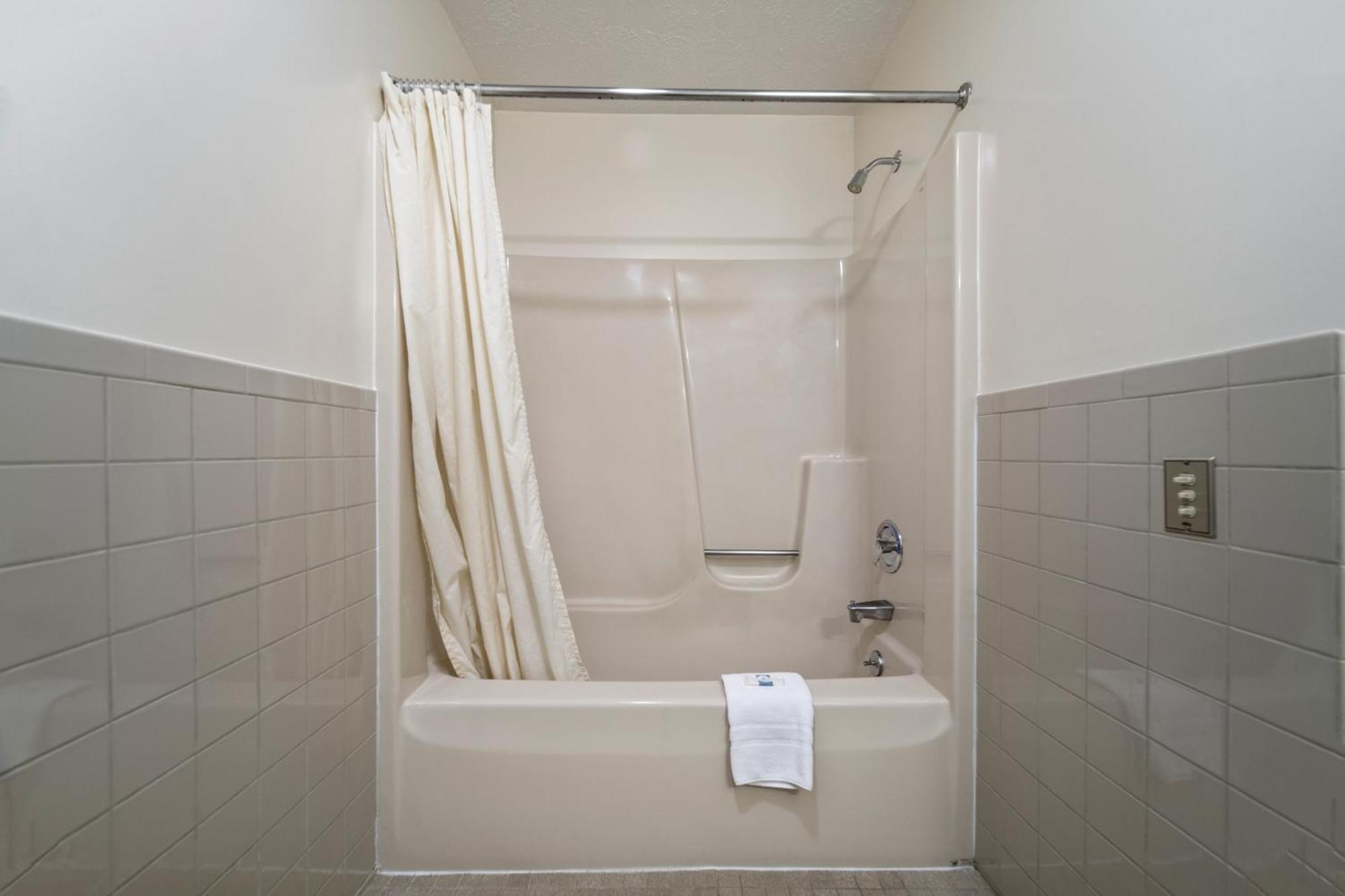 Executive Inn Cass City 客房 照片