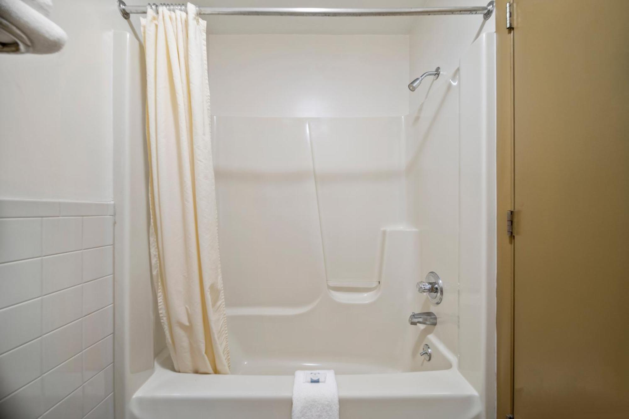 Executive Inn Cass City 客房 照片